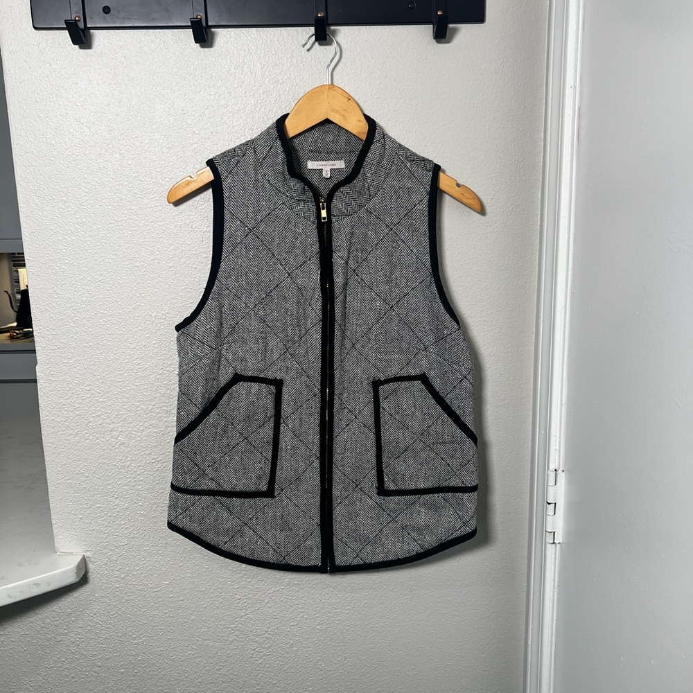 41 Hawthorne Herringbone Vest